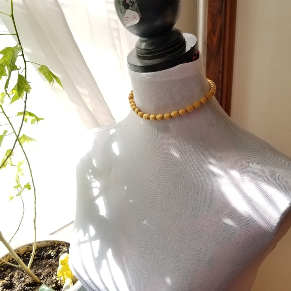 Vintage wood beads necklace pale blonde tan choker boho hippie - Picture 6 of 7